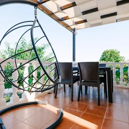 아파트 W Pool And Balcony 5 Min To In *