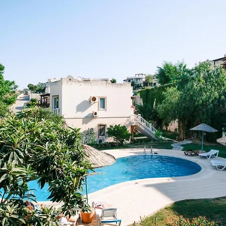 W Pool And Balcony 5 Min To In Apartament